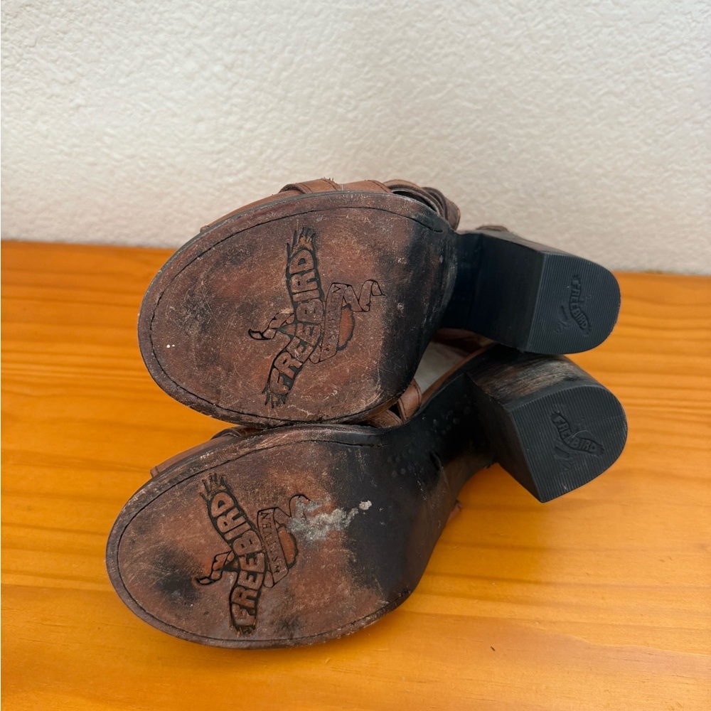 Freebird By Steven Claw Sandals Heels Distressed Women 9 White Wash Dusty Brown - Picture 7 of 8